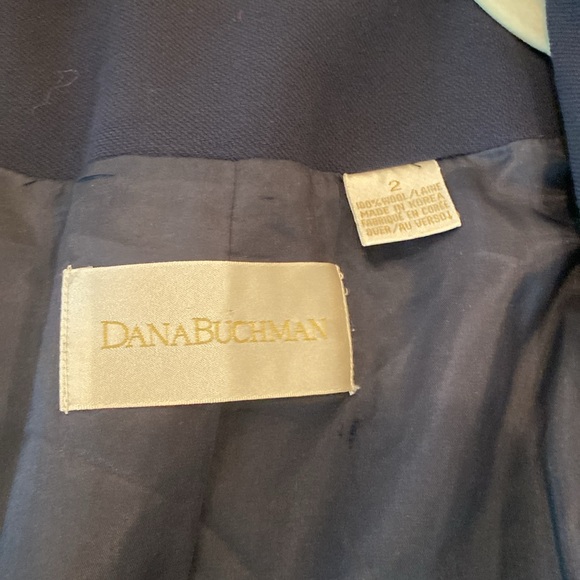 Size 2 Dana Buchman Navy Blazer - Picture 6 of 6